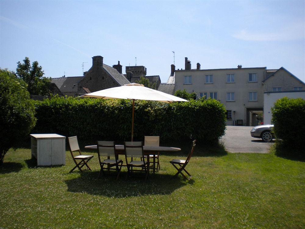 Hôtel De Paris Barneville-Carteret Exterior foto